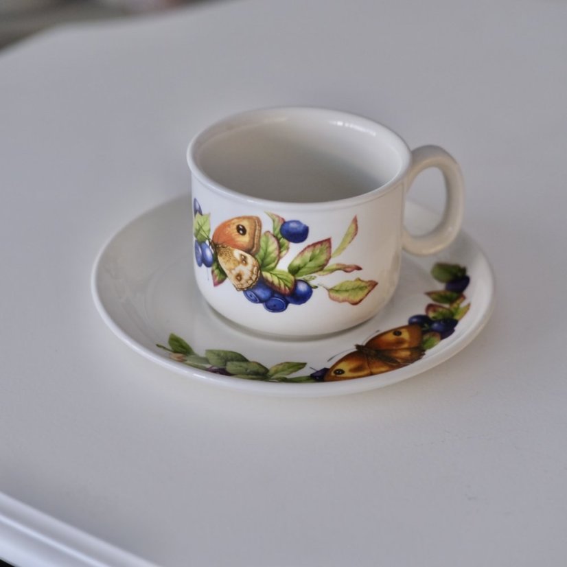 Šálek s podšálkem J&G Meakin Wedgwood borůvky 150 ml