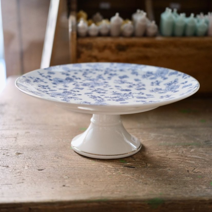 Porcelánový stojan na dort bílomodrý