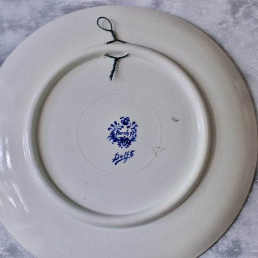 Závěsný modrý talíř 25,5 cm Delft