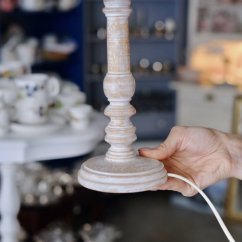 Stolní lampa dřevěná 40 cm