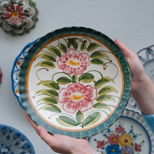 Keramický závěsný talíř 26 cm