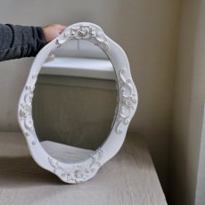 Bílé zrcadlo 45cm x 37cm