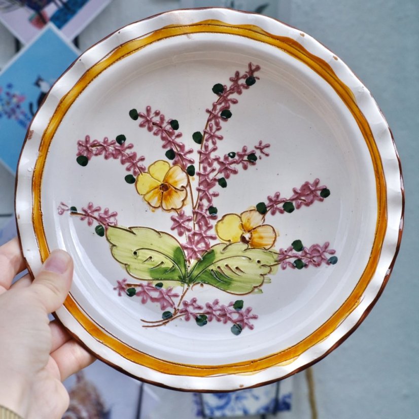 Keramický závěsný talíř kytičky 21,5 cm