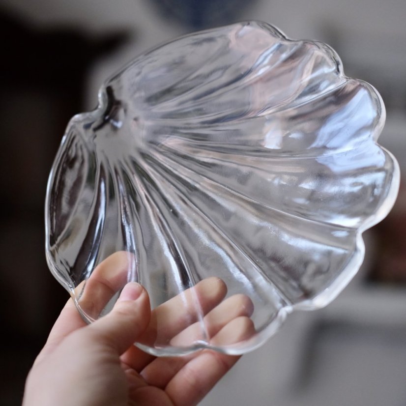Skleněný tálíř mušle 18 cm