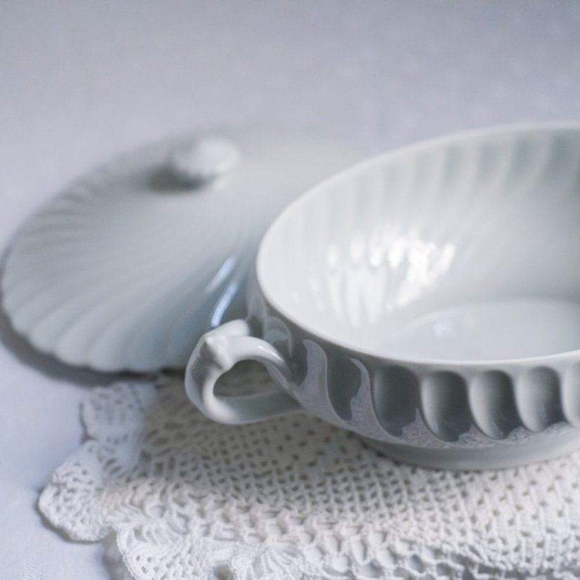 Porcelánová terina s víkem 32x17 cm Haviland - France