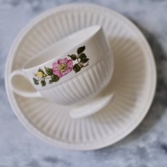 Porcelánový šálek s podšálkem 200 ml Wedgwood Briar Rose