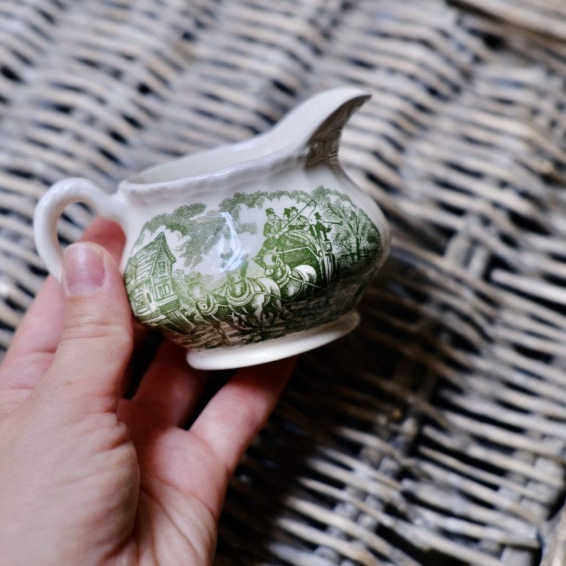 Mlékovka Royal Tudor Ware Staffordshire England 150 ml