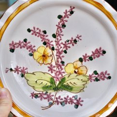 Keramický závěsný talíř kytičky 21,5 cm