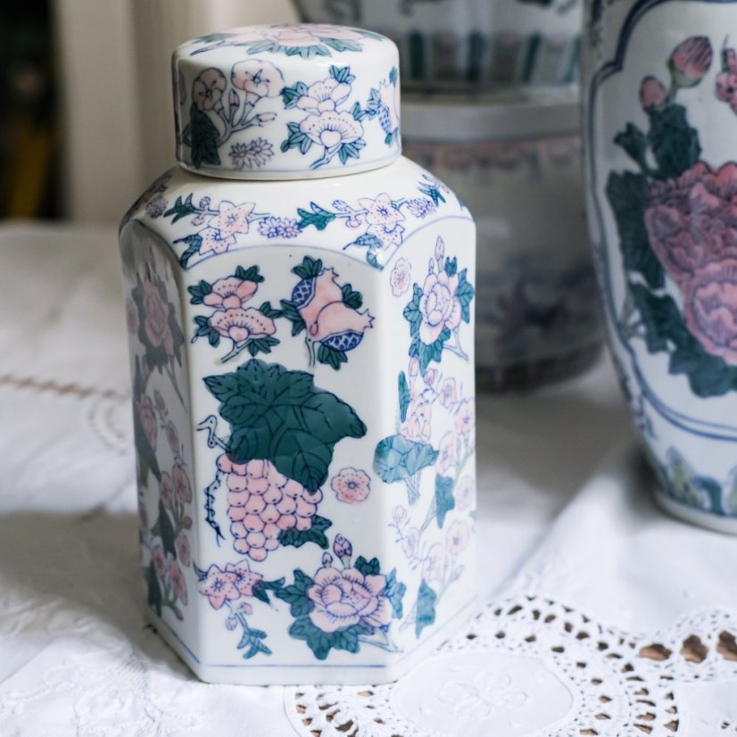 Ginger jar 23cm - Old China
