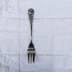 Nerezová dezertní vidlička varianta 2