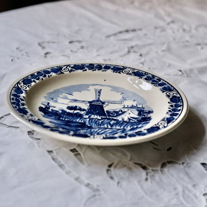 Závěsný talíř Delft 24 cm