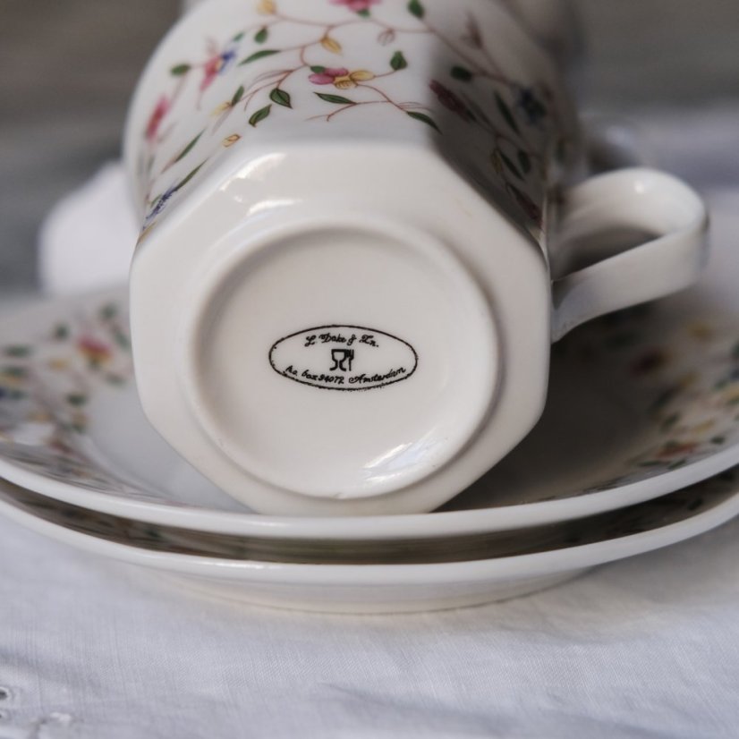 Porcelánový šálek s podšálkem L. Dake & Zn. Amsterdam 150ml