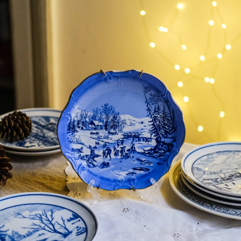 Porcelánový závěsný talíř se zimním motivem 20 cm Japan