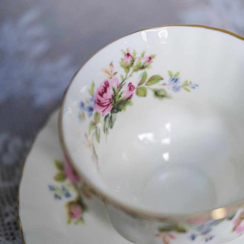 Porcelánový šálek s podšálkem  200 ml - Royal Albert Moss Rose England
