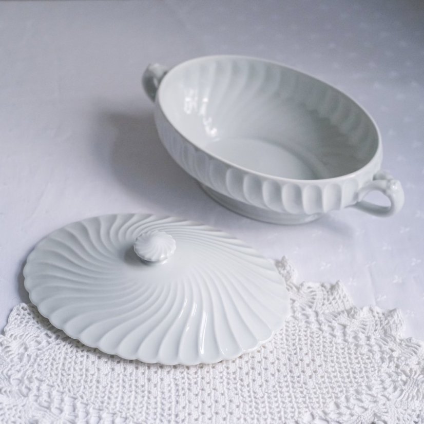 Porcelánová terina s víkem 32x17 cm Haviland - France