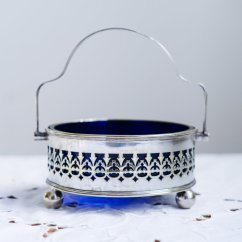 Anglická postříbřená bonboniéra z ručně vyráběného skla