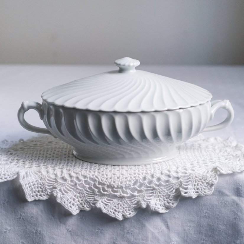 Porcelánová terina s víkem 32x17 cm Haviland - France