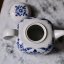 Porcelánová konvice bílo modrá Echt Kobalt 1L