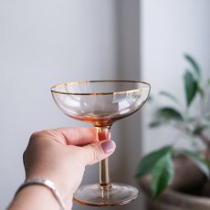 Skleněná sklenice na noze 125 ml