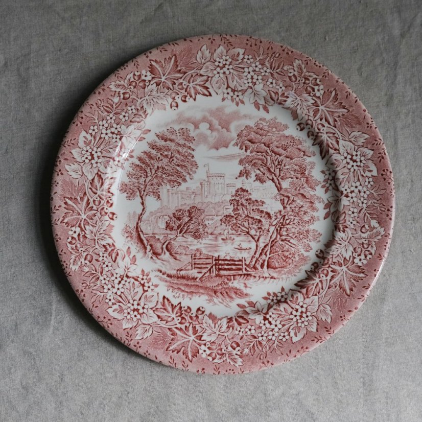 Mělký talíř 25 cm England