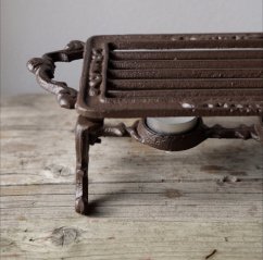 Litinový ohřívač na svíčku, obdélníkový, Esschert Design
