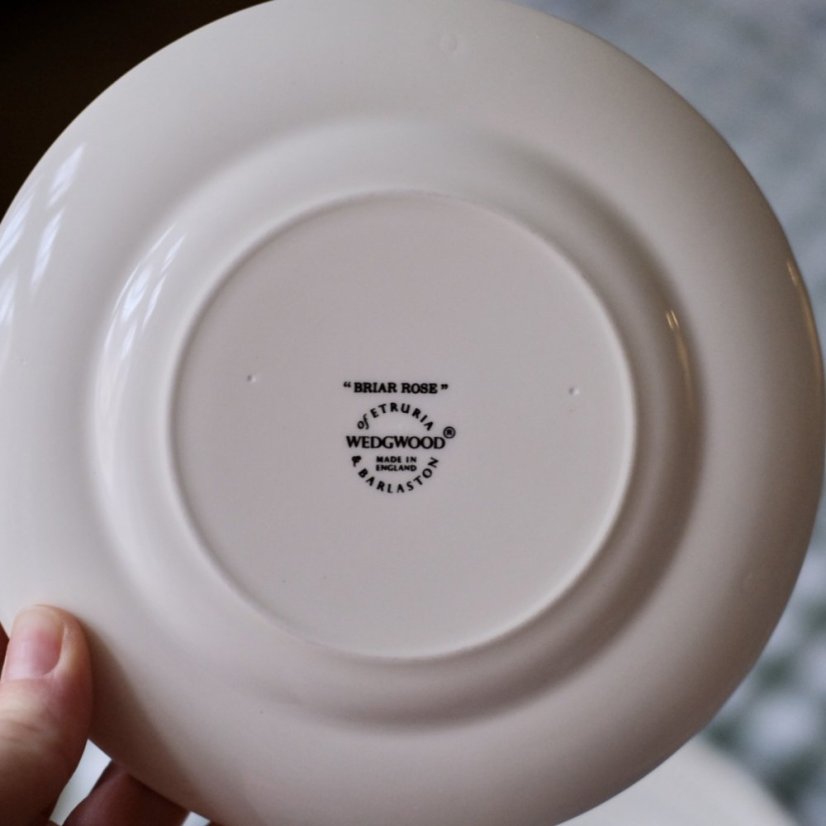 Wedgwood Briar Rose tálíř 16 cm