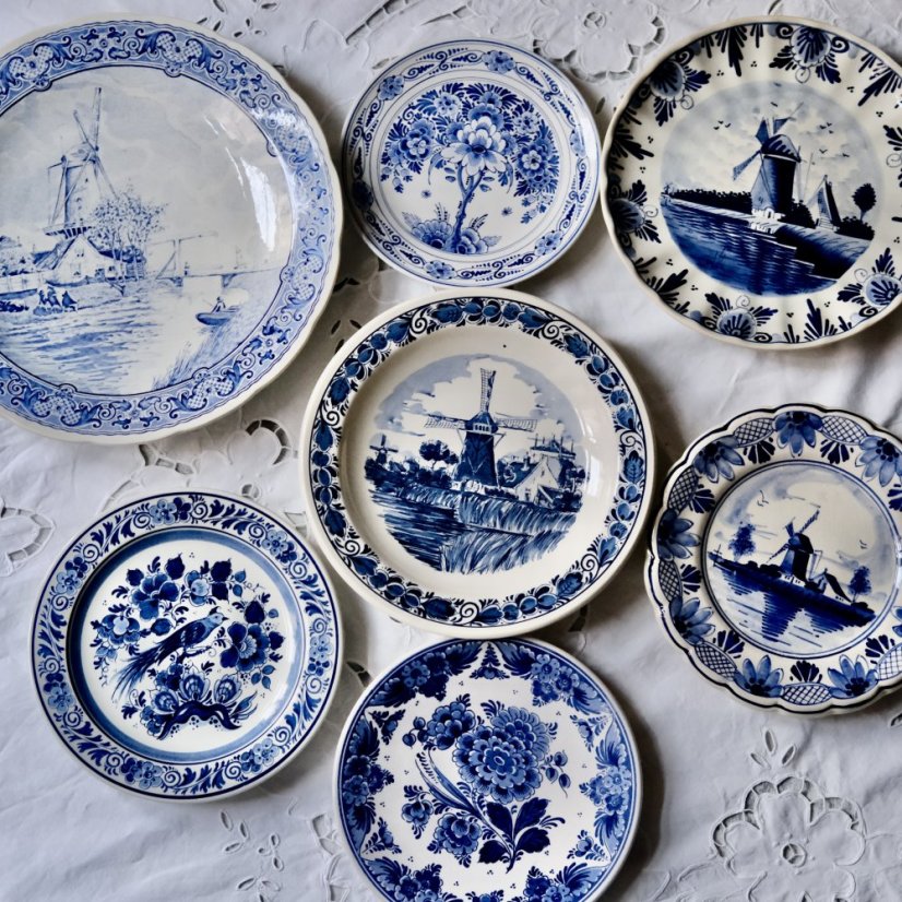 Závěsný talíř Delft 24 cm