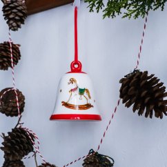 Závěsná vánoční dekorace zvoneček 11x8 cm