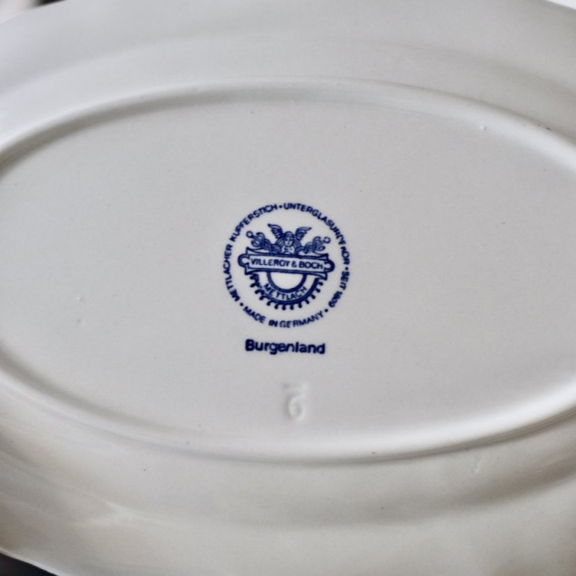 Servírovací tác 25,5 x 16,5 cm Villeroy & Boch Burgenland modrý