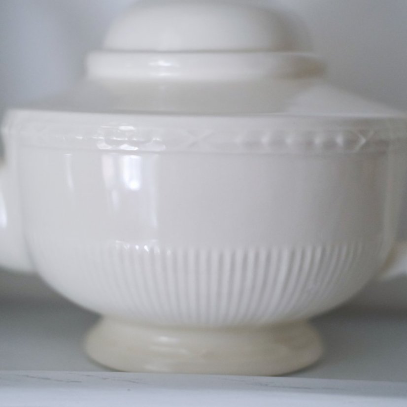 Konvice Recamier England 1L