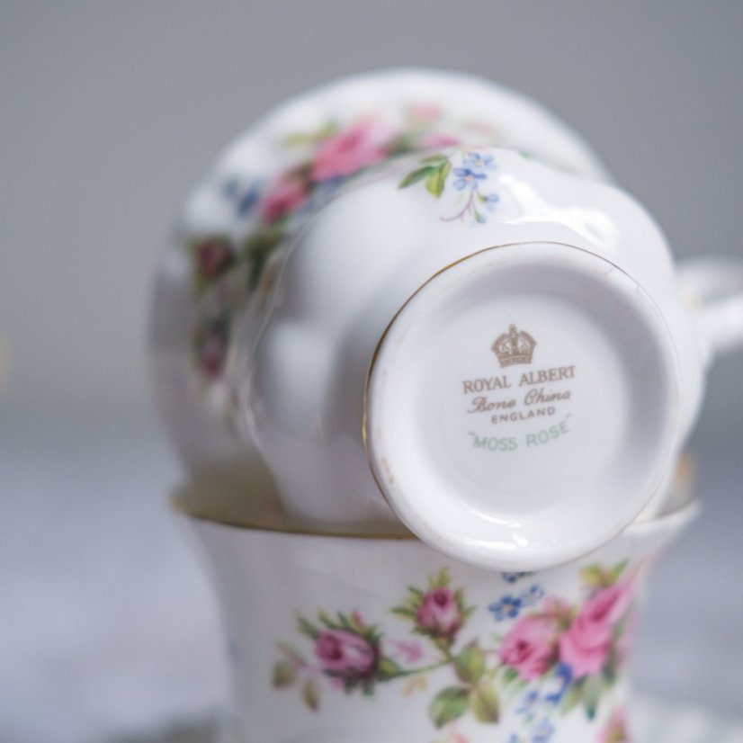 Porcelánový šálek s podšálkem  200 ml - Royal Albert Moss Rose England