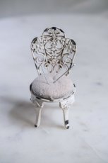 Jehelníček ve tvaru židličky 5x10 cm