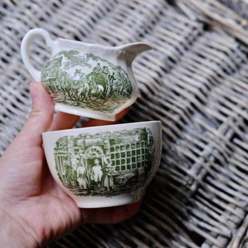 Mlékovka Royal Tudor Ware Staffordshire England 150 ml