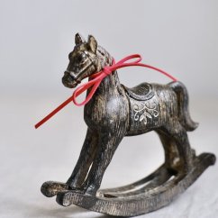 Houpací koník figurka 12x14 cm