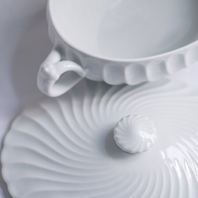 Porcelánová terina s víkem 32x17 cm Haviland - France