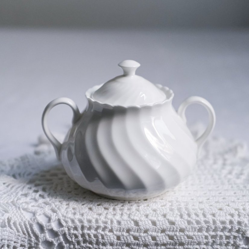Porcelánová cukřenka Wedgwood - England