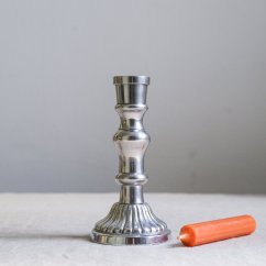 Kovový svícen 17 cm