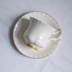 Porcelánový šálek s podšálkem 160ml Royal Albert Val D’or