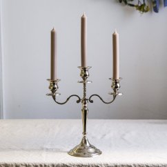 Kovový svícen tříramenný 30x26 cm