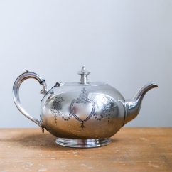 Postříbřená vintage konvice na čaj England Bristol