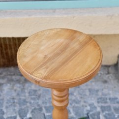 Dřevěná stolička 72 cm