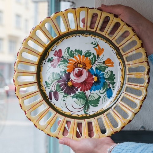Keramický závěsný talíř 33 cm