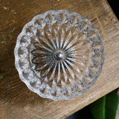 Křišťálová mísa na postříbřené nožce 15 x 11 сm