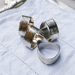 Sada dekoračních kroužků na ubrousky 4ks (postříbřené)