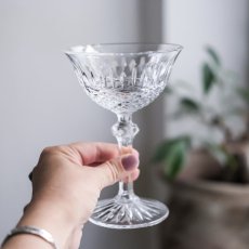 Skleněná sklenice na noze 170 ml