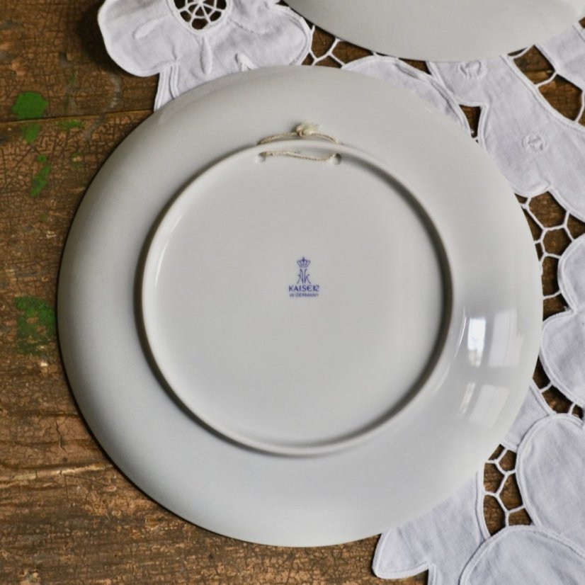 Porcelánový závěsný talíř Kaiser 19,5cm varianta č.02