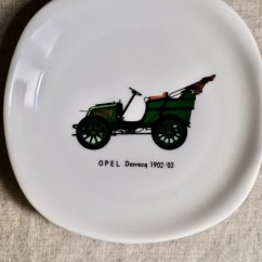 mini talířek se starým modelem auta OPEL 11,5cm x 11,5cm