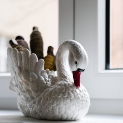 Květináč ve tvaru labutě 25x16 cm