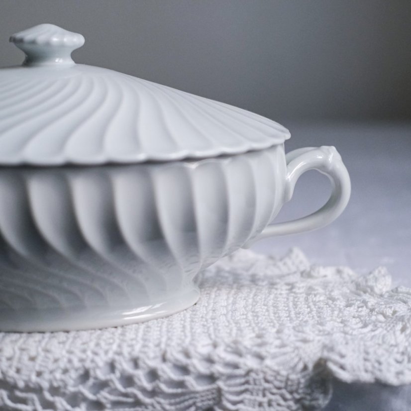 Porcelánová terina s víkem 32x17 cm Haviland - France