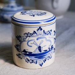 Doza s víkem Delft 13 x 12 cm